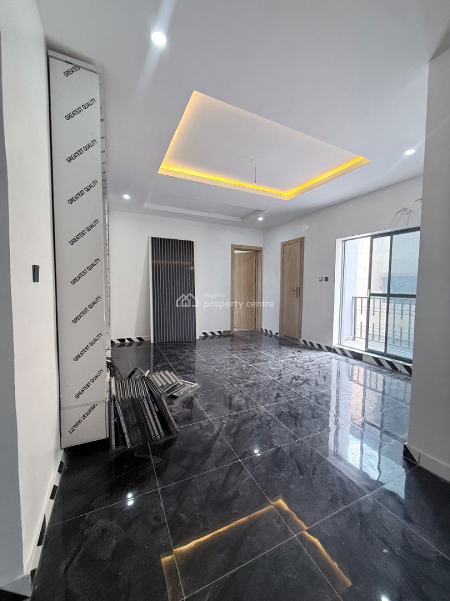 2 Bedroom Apartment, Ologolo, Lekki, Lagos, Flat / Apartment for Sale