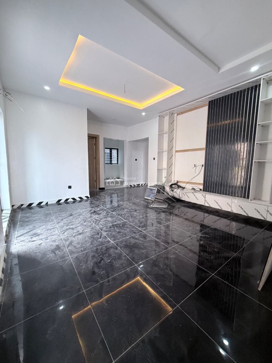 2 Bedroom Apartment, Ologolo, Lekki, Lagos, Flat / Apartment for Sale