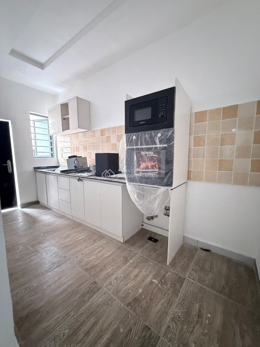 2 Bedroom Apartment, Ologolo, Lekki, Lagos, Flat / Apartment for Sale