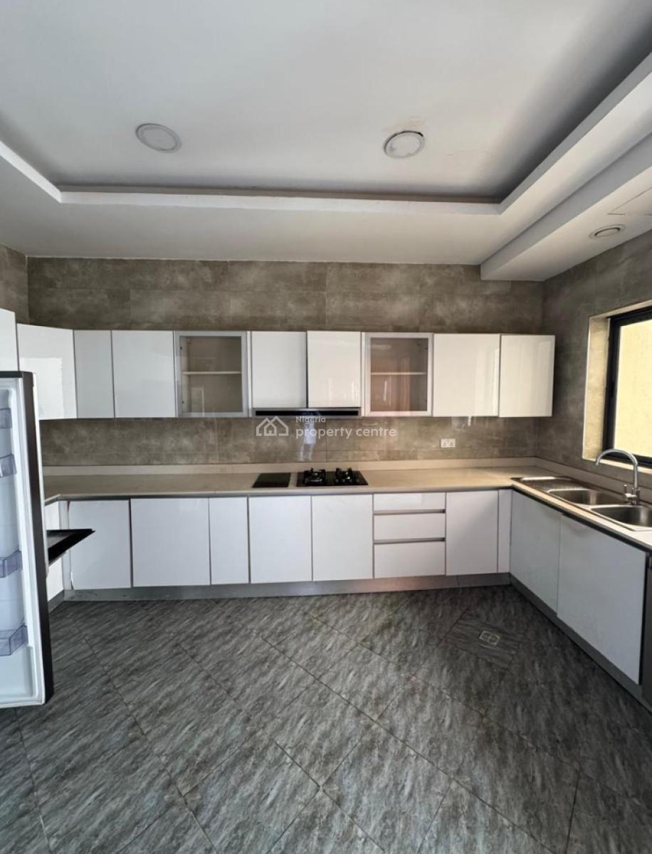 Very Spacious 4 Bedroom Penthouse with Bq, Swimming Pool, Gym, 24hour Power, Banana Island, Ikoyi, Lagos, Flat / Apartment for Rent