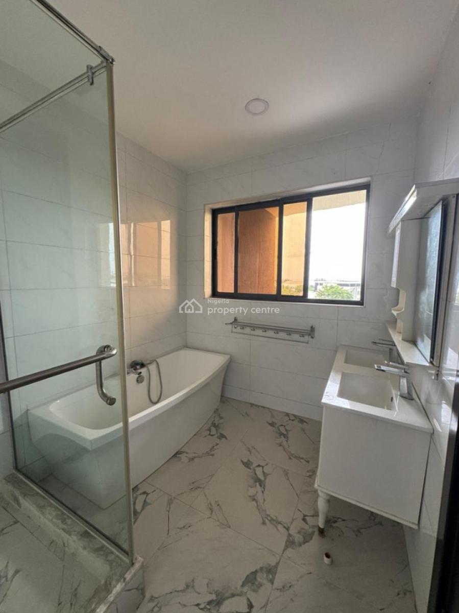Very Spacious 4 Bedroom Penthouse with Bq, Swimming Pool, Gym, 24hour Power, Banana Island, Ikoyi, Lagos, Flat / Apartment for Rent