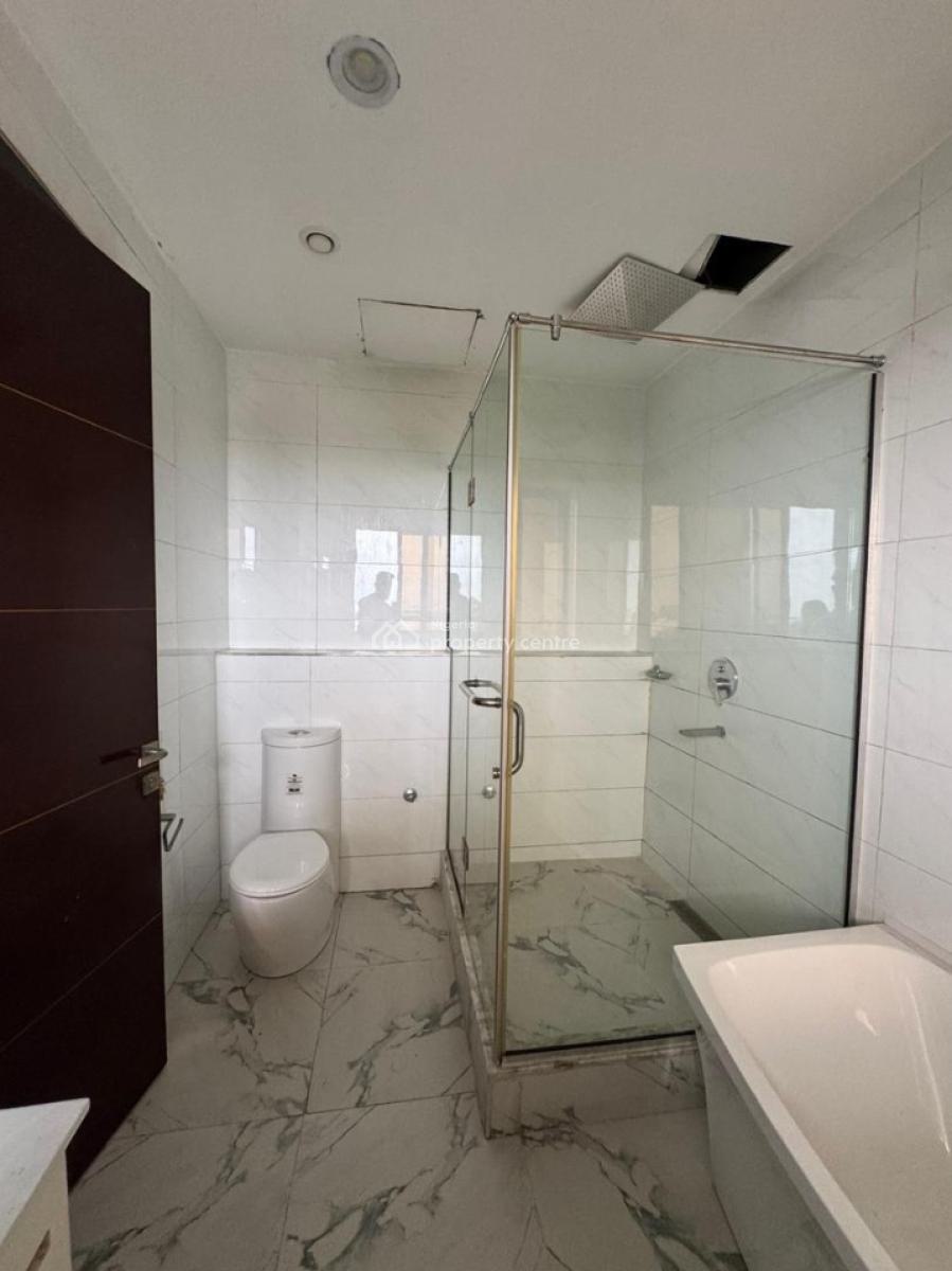 Very Spacious 4 Bedroom Penthouse with Bq, Swimming Pool, Gym, 24hour Power, Banana Island, Ikoyi, Lagos, Flat / Apartment for Rent