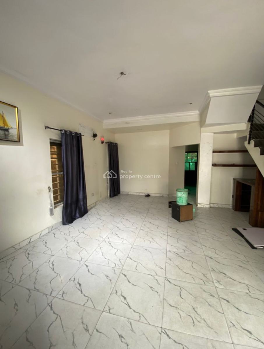 Beautiful 3 Bedroom Terrace Duplex Self Compound Hurry for Inspection, Located Inside an Estate,good Road,secured Estate,interlocked Estate, Sangotedo, Ajah, Lagos, Terraced Duplex for Rent
