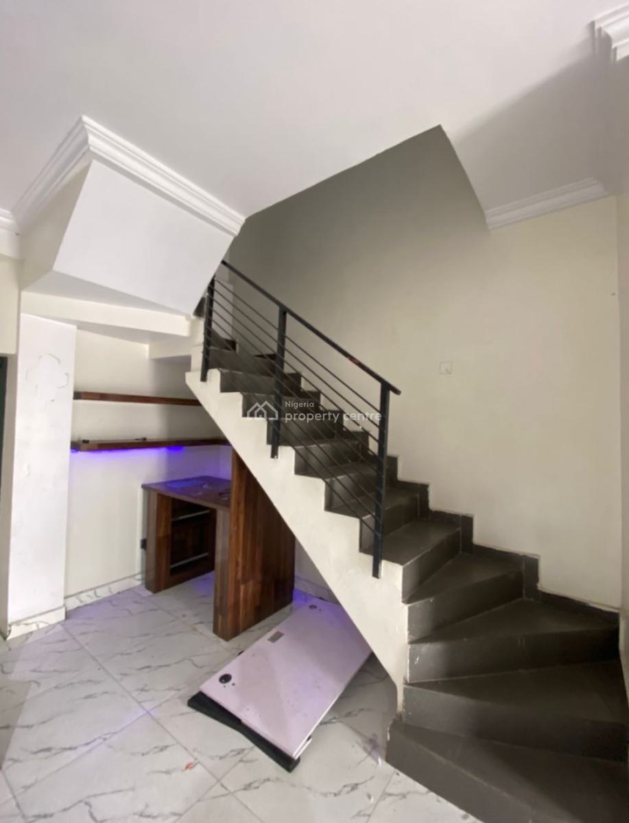 Beautiful 3 Bedroom Terrace Duplex Self Compound Hurry for Inspection, Located Inside an Estate,good Road,secured Estate,interlocked Estate, Sangotedo, Ajah, Lagos, Terraced Duplex for Rent