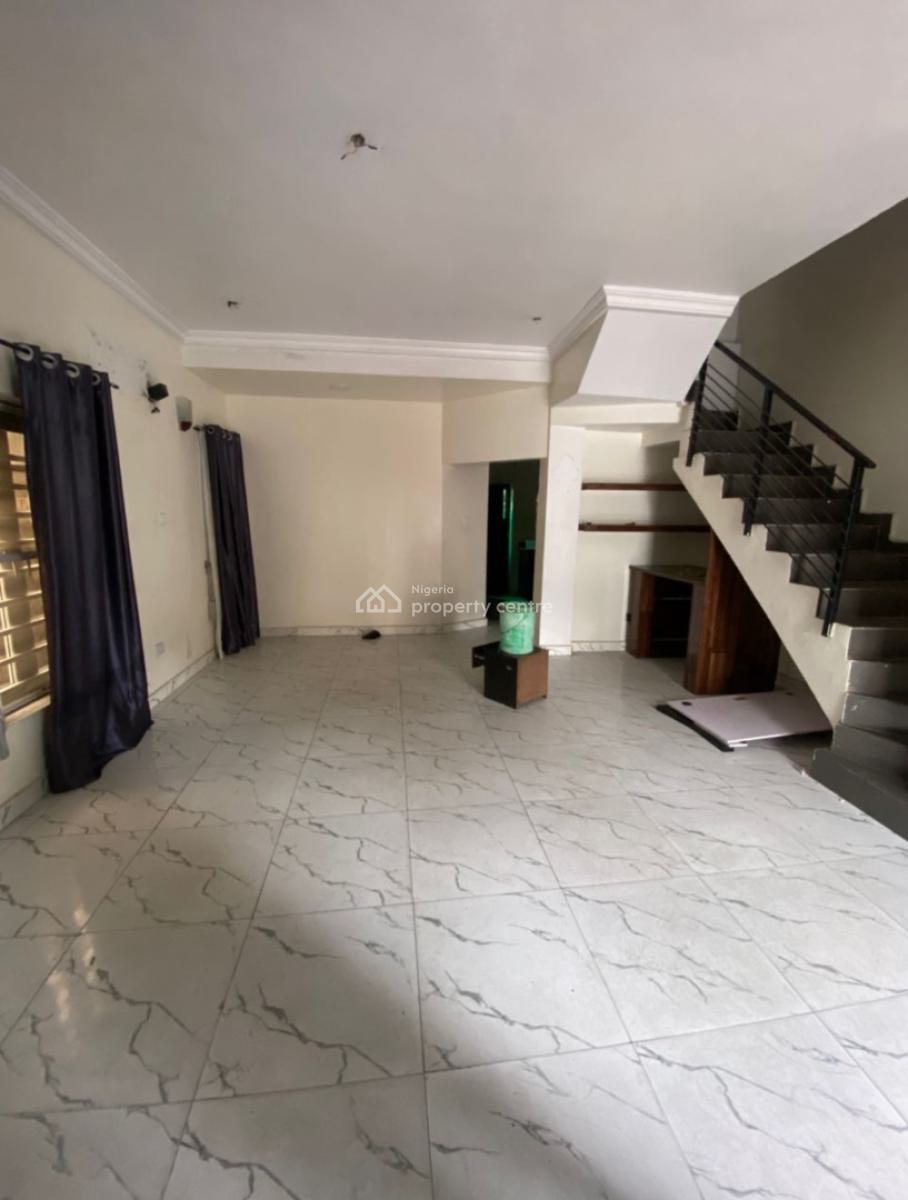 Beautiful 3 Bedroom Terrace Duplex Self Compound Hurry for Inspection, Located Inside an Estate,good Road,secured Estate,interlocked Estate, Sangotedo, Ajah, Lagos, Terraced Duplex for Rent