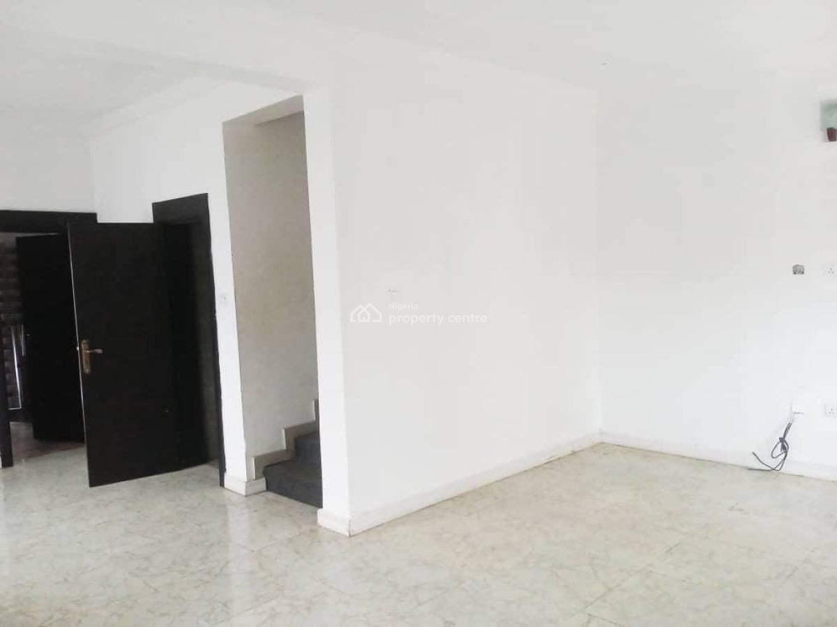 4 Bedroom Terrace Duplex + Bq, Rhs, Lekki Phase 1, Lekki, Lagos, Terraced Duplex for Sale