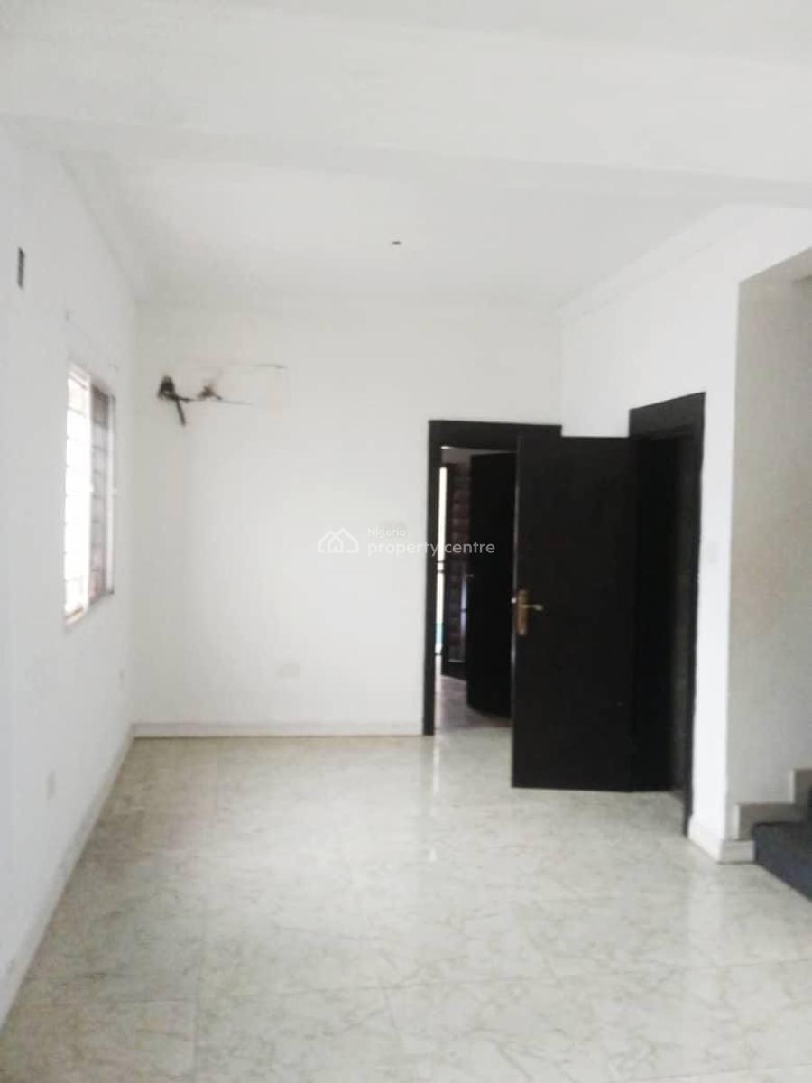 4 Bedroom Terrace Duplex + Bq, Rhs, Lekki Phase 1, Lekki, Lagos, Terraced Duplex for Sale