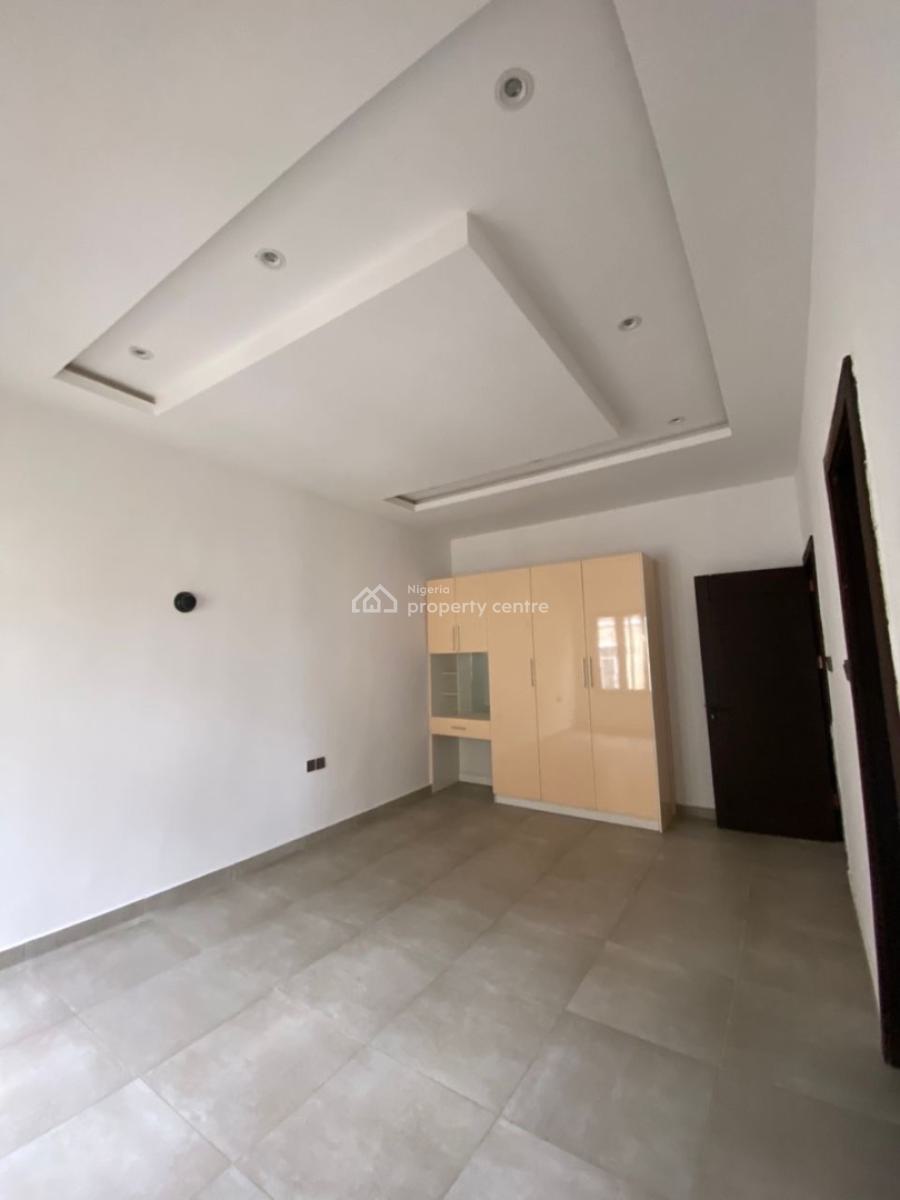 *well Built 4bed Semi Detached Duplex Available 25m  Osapa, Victory Park Osapa, Lekki, Lagos, Semi-detached Duplex for Rent