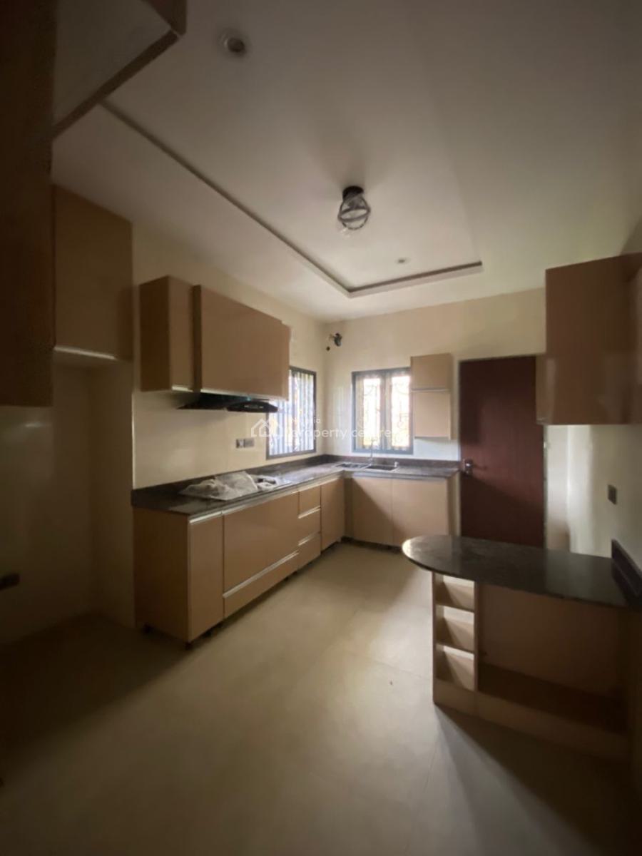 *well Built 4bed Semi Detached Duplex Available 25m  Osapa, Victory Park Osapa, Lekki, Lagos, Semi-detached Duplex for Rent