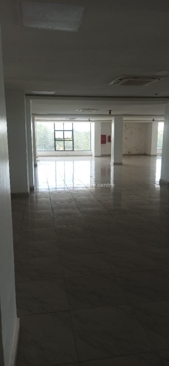 490sqm Showroom Space, Wuse 2, Abuja, Plaza / Complex / Mall for Rent