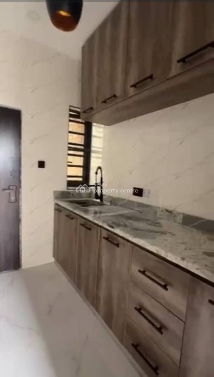 Lovely Sweet Mini Flat, Razak Gbadamosi Street, Off Bolaji Banwo, Aguda, Surulere, Lagos, Mini Flat (room and Parlour) for Rent