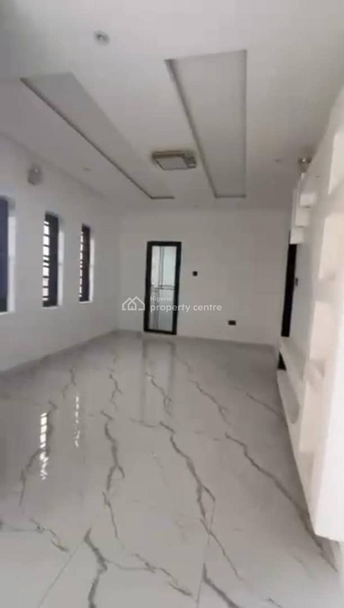 Lovely Sweet Mini Flat, Razak Gbadamosi Street, Off Bolaji Banwo, Aguda, Surulere, Lagos, Mini Flat (room and Parlour) for Rent