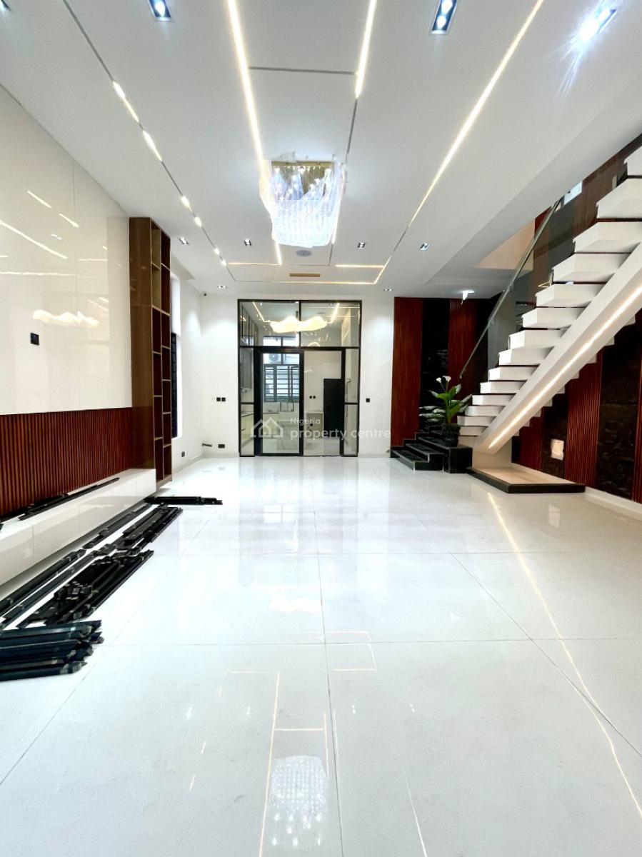 Outstanding Luxury 5 Bed Fully Detached Duplex with  Pool and Bq, Chevron, Lekki, Lagos, Detached Duplex for Sale