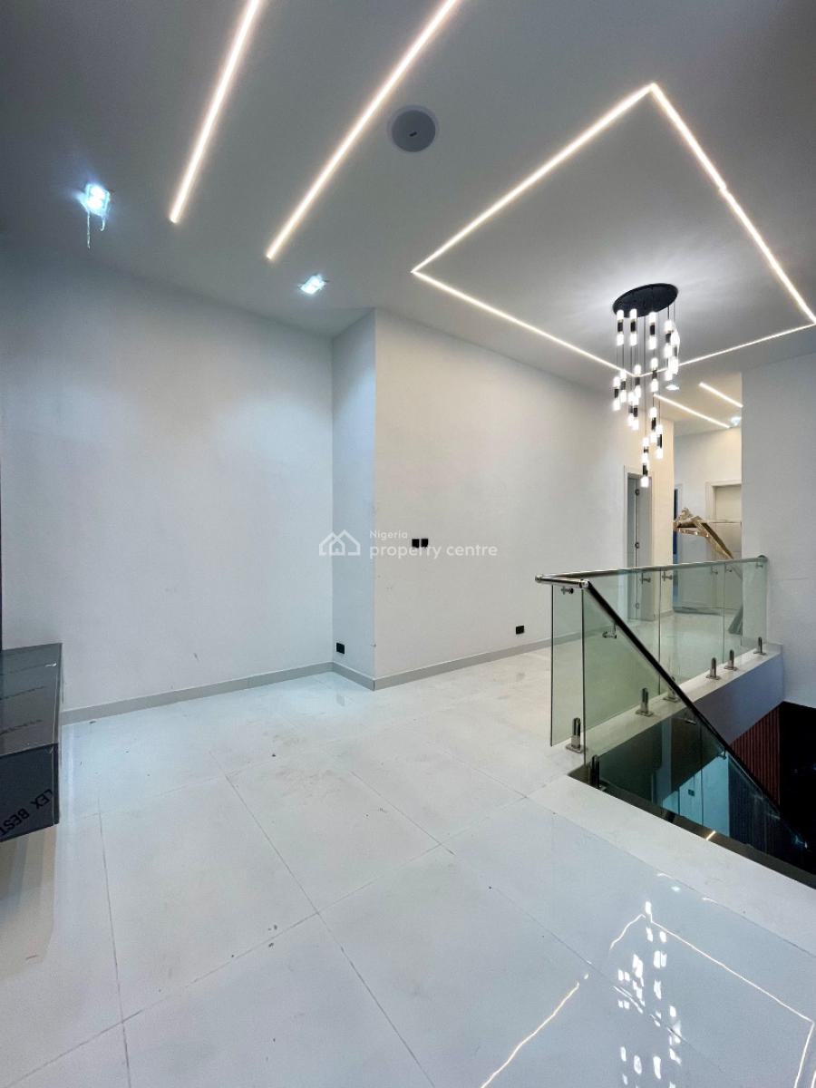 Outstanding Luxury 5 Bed Fully Detached Duplex with  Pool and Bq, Chevron, Lekki, Lagos, Detached Duplex for Sale
