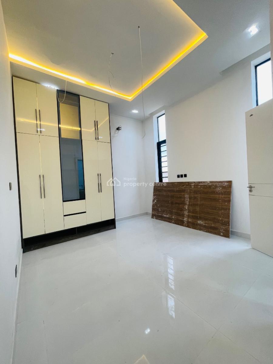 Outstanding Luxury 5 Bed Fully Detached Duplex with  Pool and Bq, Chevron, Lekki, Lagos, Detached Duplex for Sale