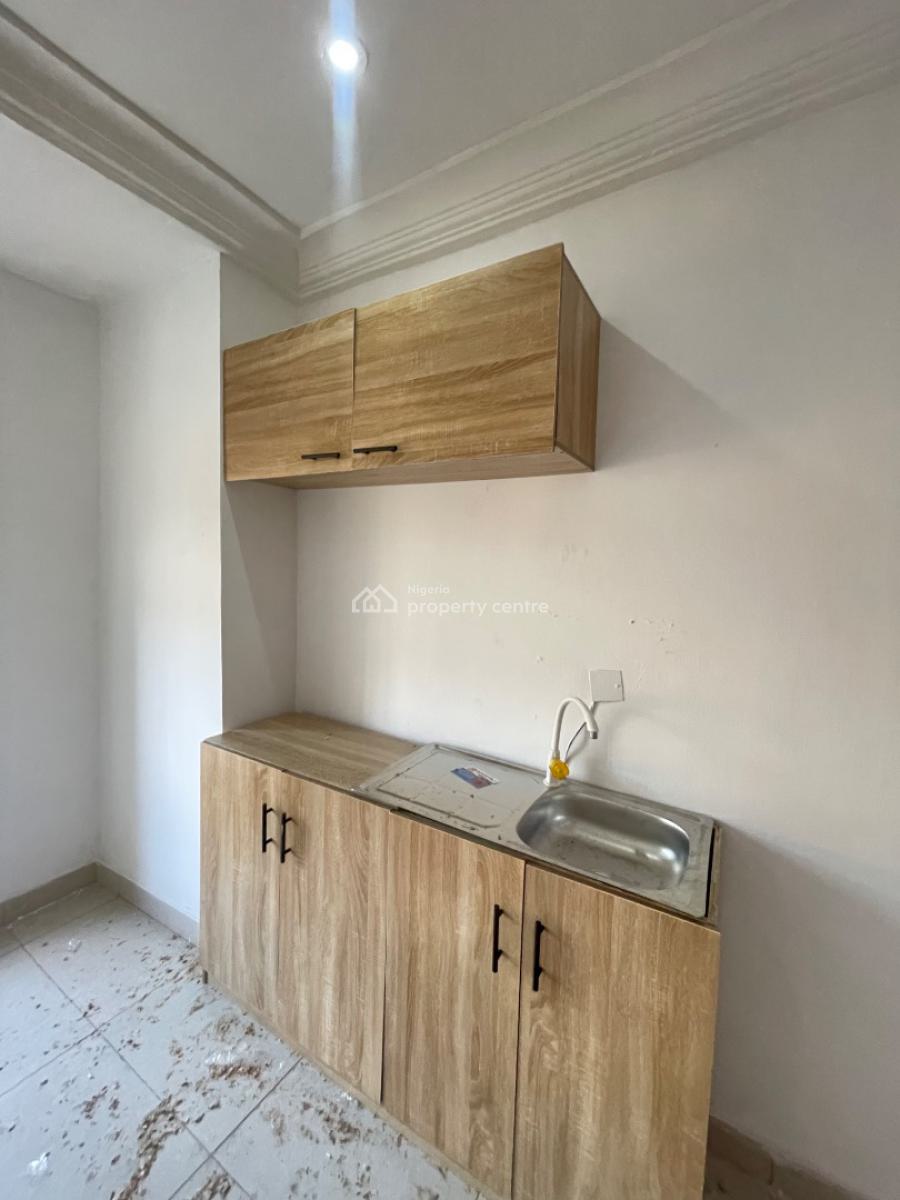 Big Masters Bed in Osapa London with Kitchen, Osapa London, Lekki, Lagos, Self Contain (single Rooms) for Rent