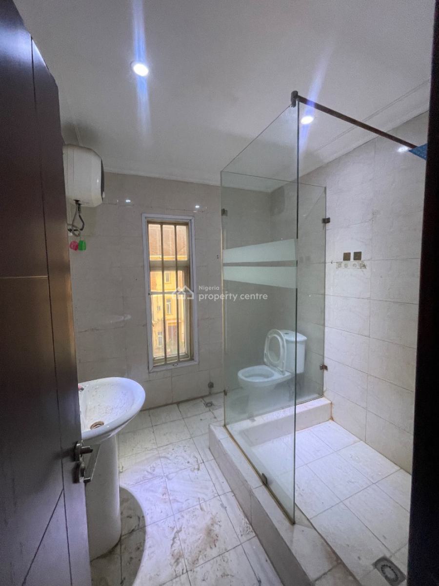 Big Masters Bed in Osapa London with Kitchen, Osapa London, Lekki, Lagos, Self Contain (single Rooms) for Rent