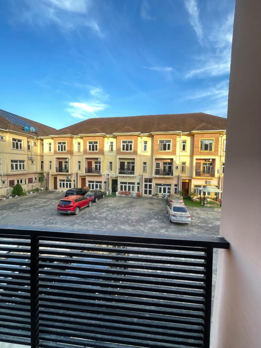 Masters Bedroom with Balcony Well Spacious, Osapa  London, Lekki, Lagos, Flat / Apartment for Rent