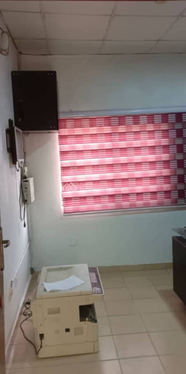 1 Room Corporate Office Space Ensuit*, Ikota, Lekki, Lagos, Office Space for Rent