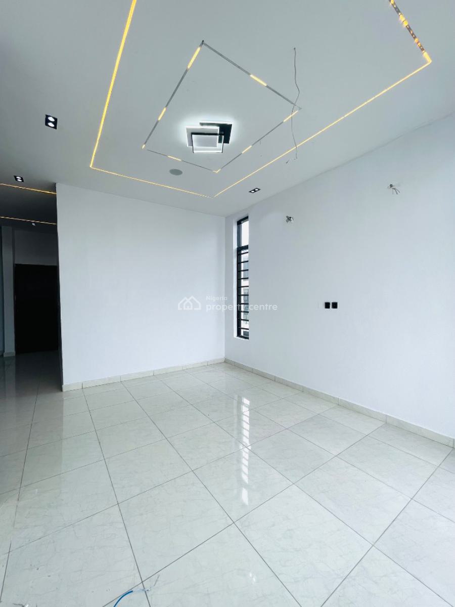 Exquisitely Carved 4 Bedroom Semi-detached Home with Bq, Ikota, Lekki, Lagos, Semi-detached Duplex for Sale