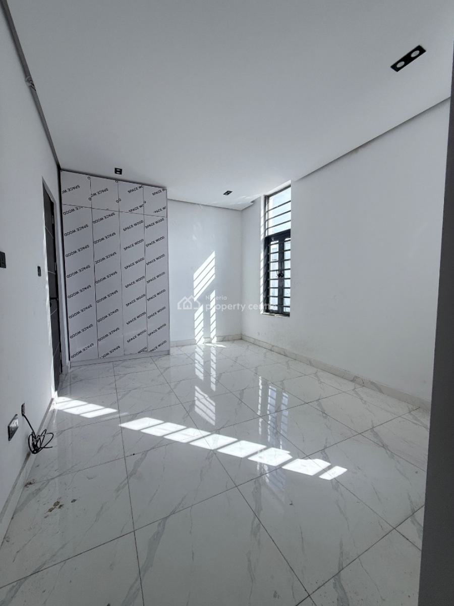 ️ Modern 2 Bedroom Apartments, Ologolo, Lekki, Lagos, Flat / Apartment for Sale