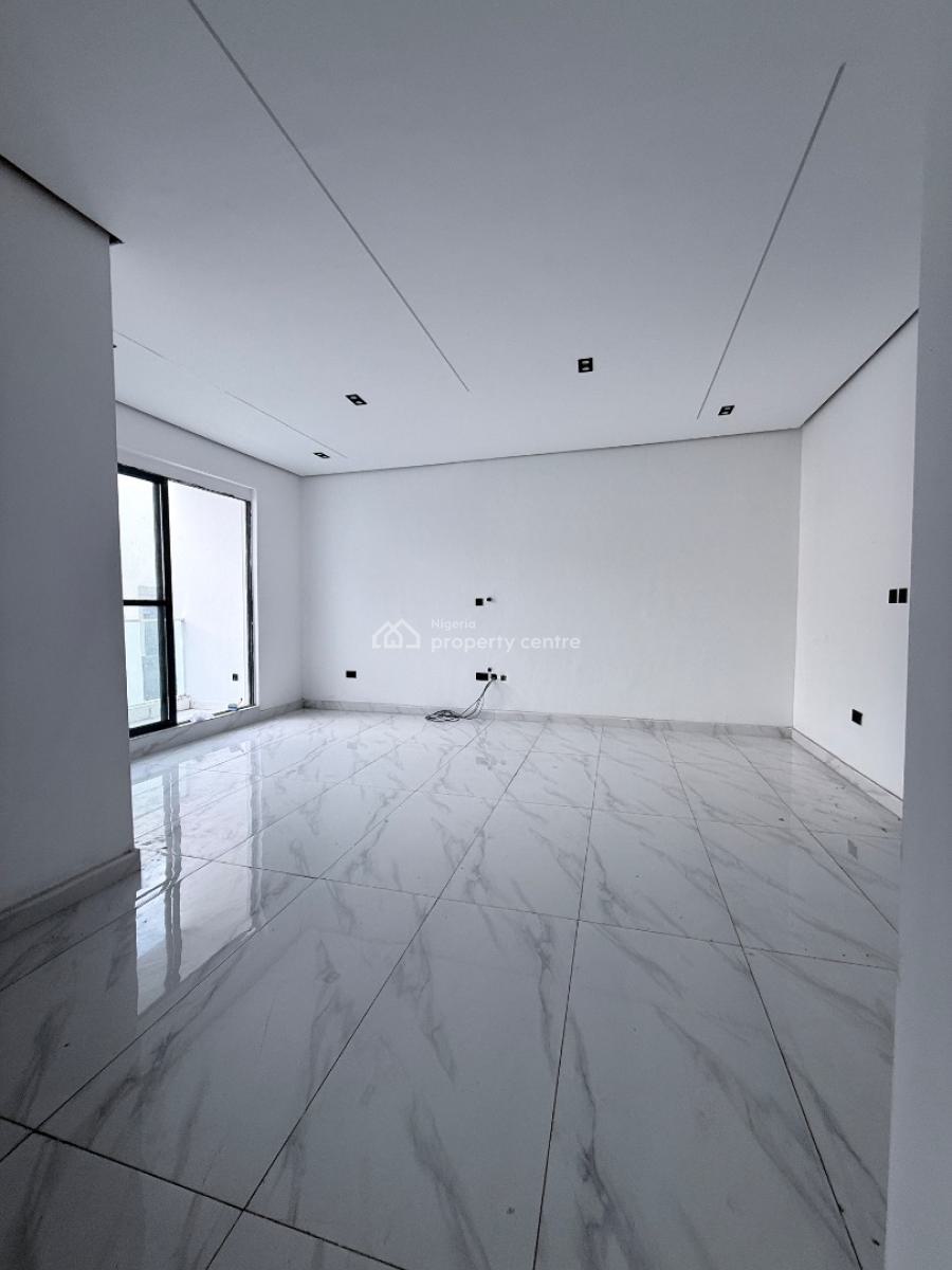 ️ Modern 2 Bedroom Apartments, Ologolo, Lekki, Lagos, Flat / Apartment for Sale