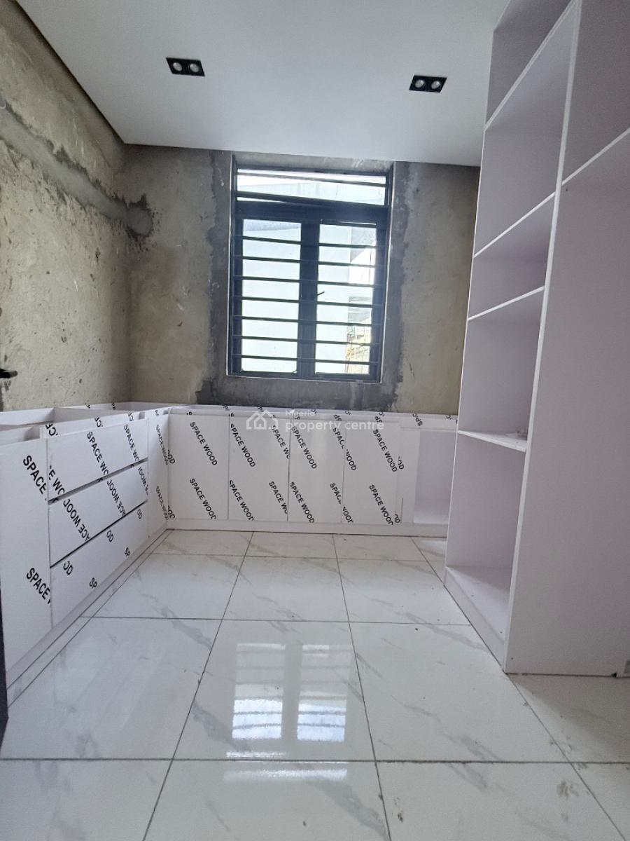 ️ Modern 2 Bedroom Apartments, Ologolo, Lekki, Lagos, Flat / Apartment for Sale