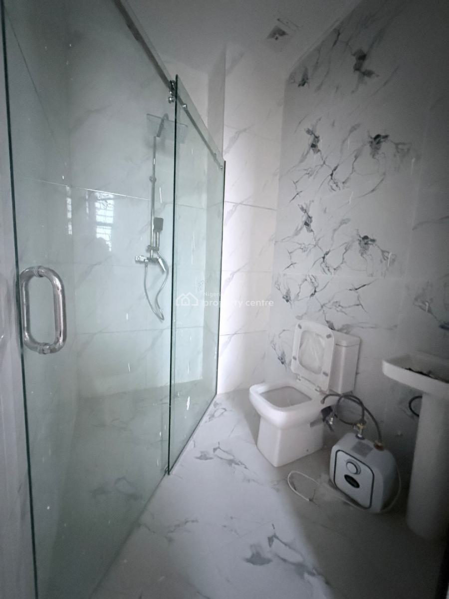 ️ Modern 2 Bedroom Apartments, Ologolo, Lekki, Lagos, Flat / Apartment for Sale
