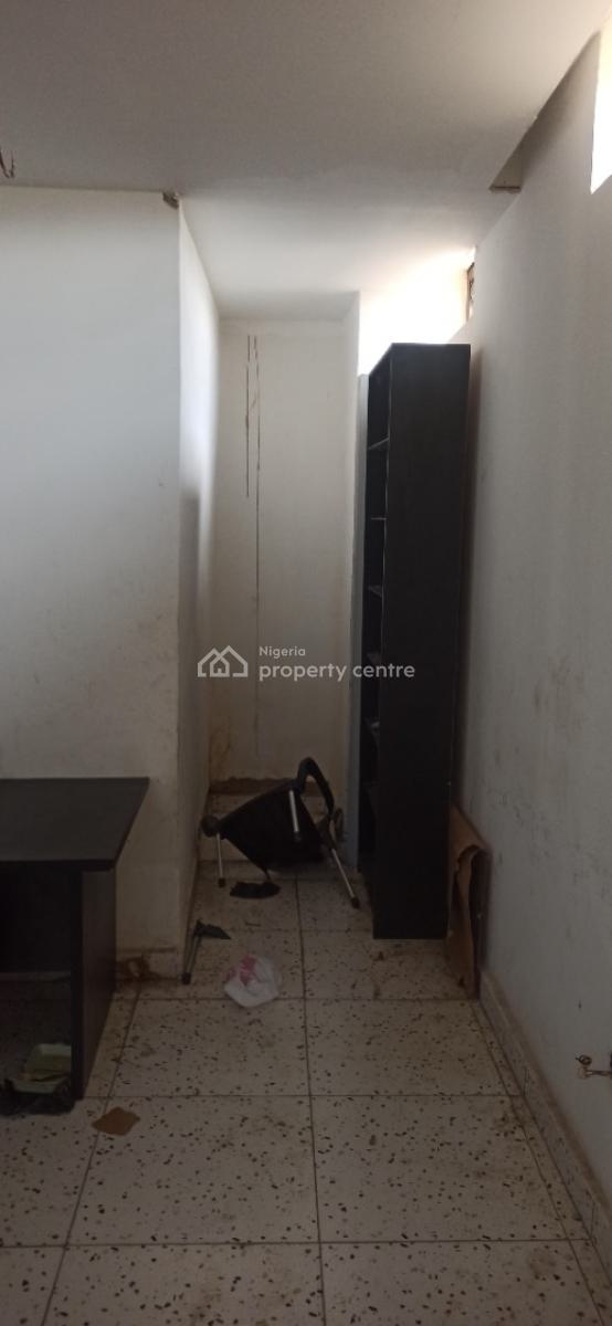 123sqm Shop Space, Wuse 2, Abuja, Shop for Rent