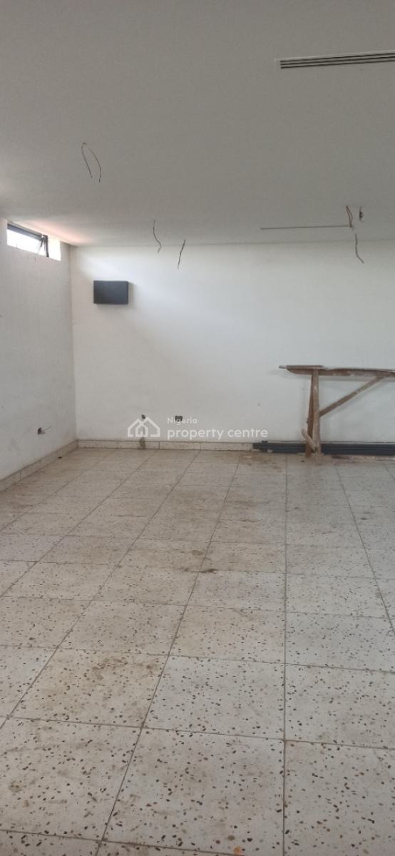 123sqm Shop Space, Wuse 2, Abuja, Shop for Rent