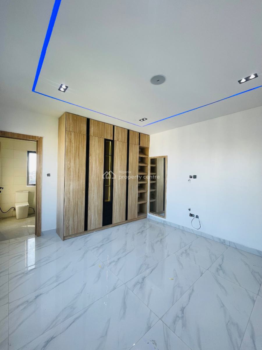 Fantastically Carved Luxury 2 Bed Apartment with Elevator, Pool, Lekki, Lagos, Flat / Apartment for Sale