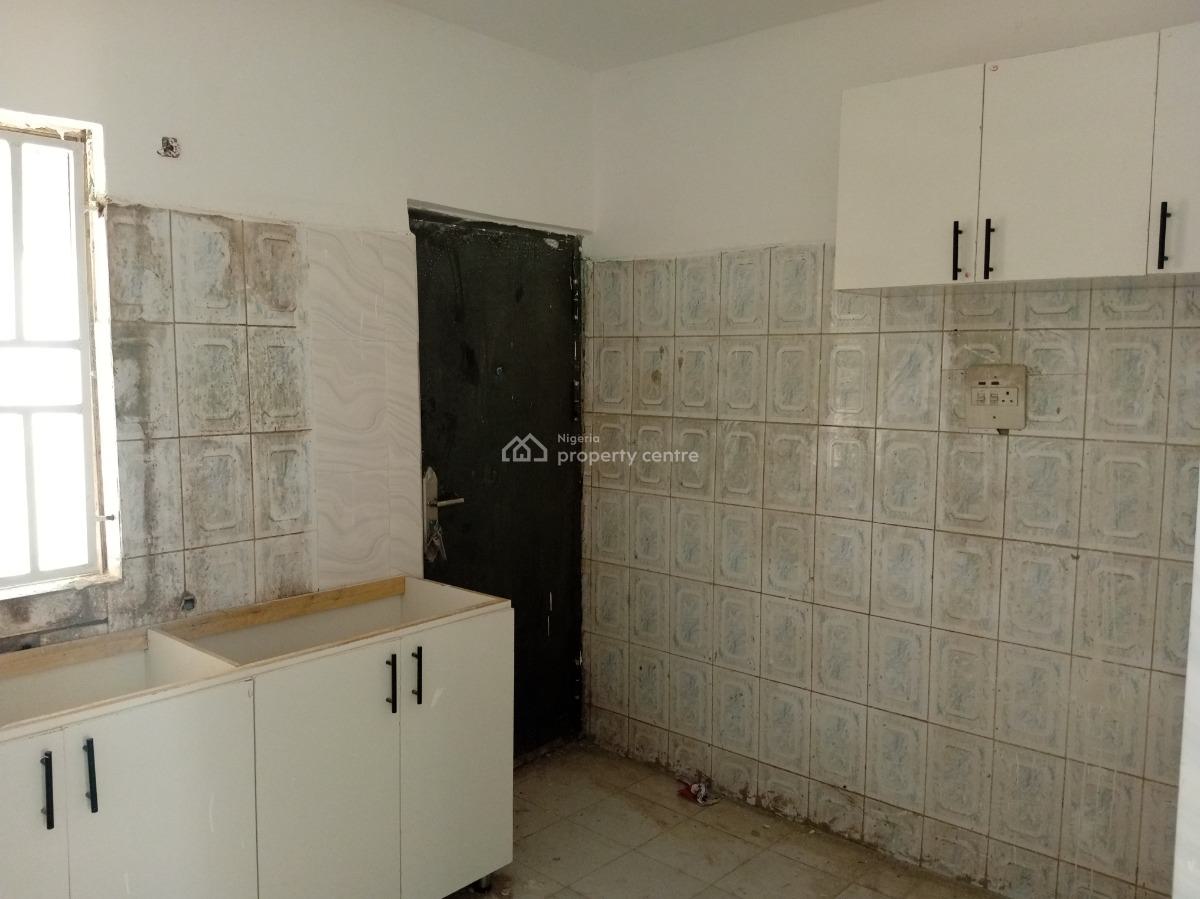 a Well Finished 2 Bedroom Flat, Lugbe Fha, Lugbe District, Abuja, Flat / Apartment for Rent