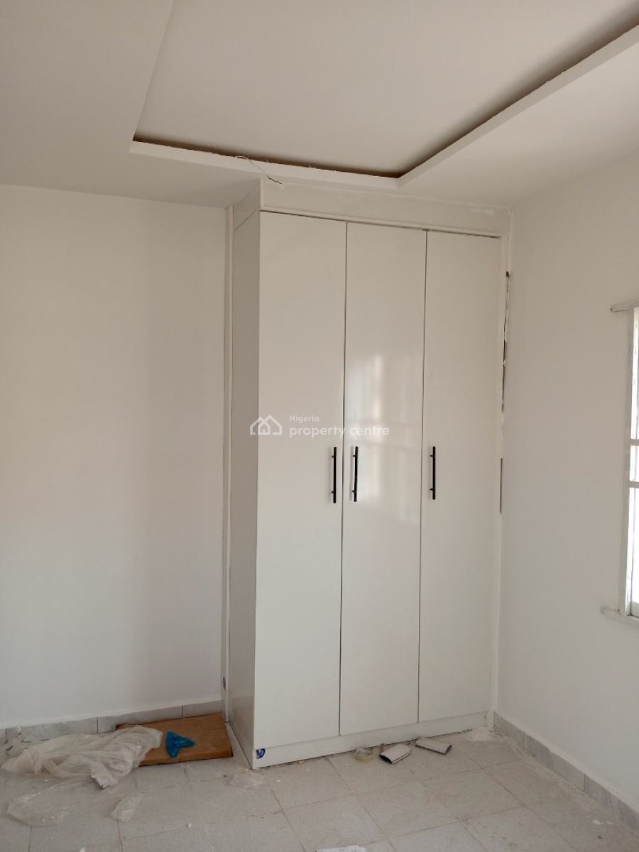 a Well Finished 2 Bedroom Flat, Lugbe Fha, Lugbe District, Abuja, Flat / Apartment for Rent