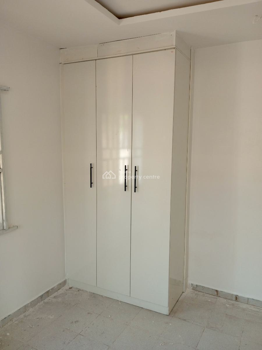 a Well Finished 2 Bedroom Flat, Lugbe Fha, Lugbe District, Abuja, Flat / Apartment for Rent