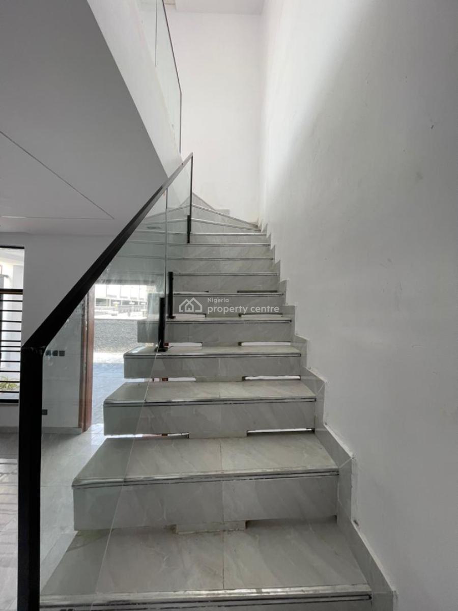 4bedroom Terrace House Well Standard in Ikota, Ikota Gra, Lekki, Lagos, Terraced Duplex for Rent