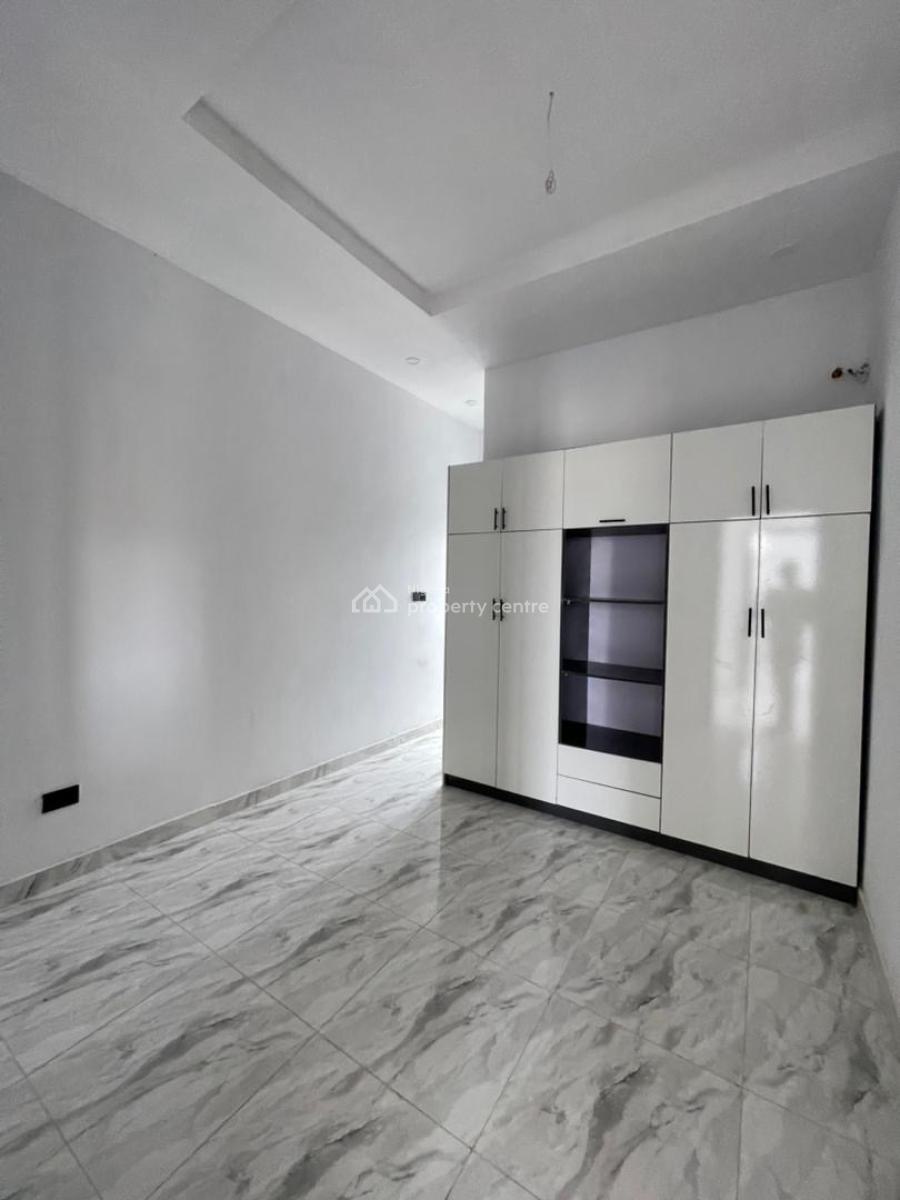 4bedroom Terrace House Well Standard in Ikota, Ikota Gra, Lekki, Lagos, Terraced Duplex for Rent
