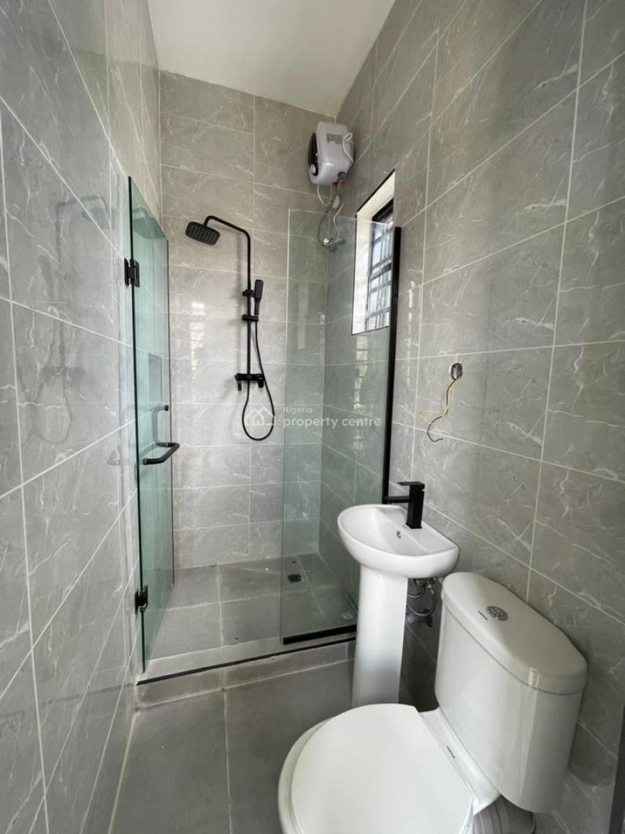 4bedroom Terrace House Well Standard in Ikota, Ikota Gra, Lekki, Lagos, Terraced Duplex for Rent