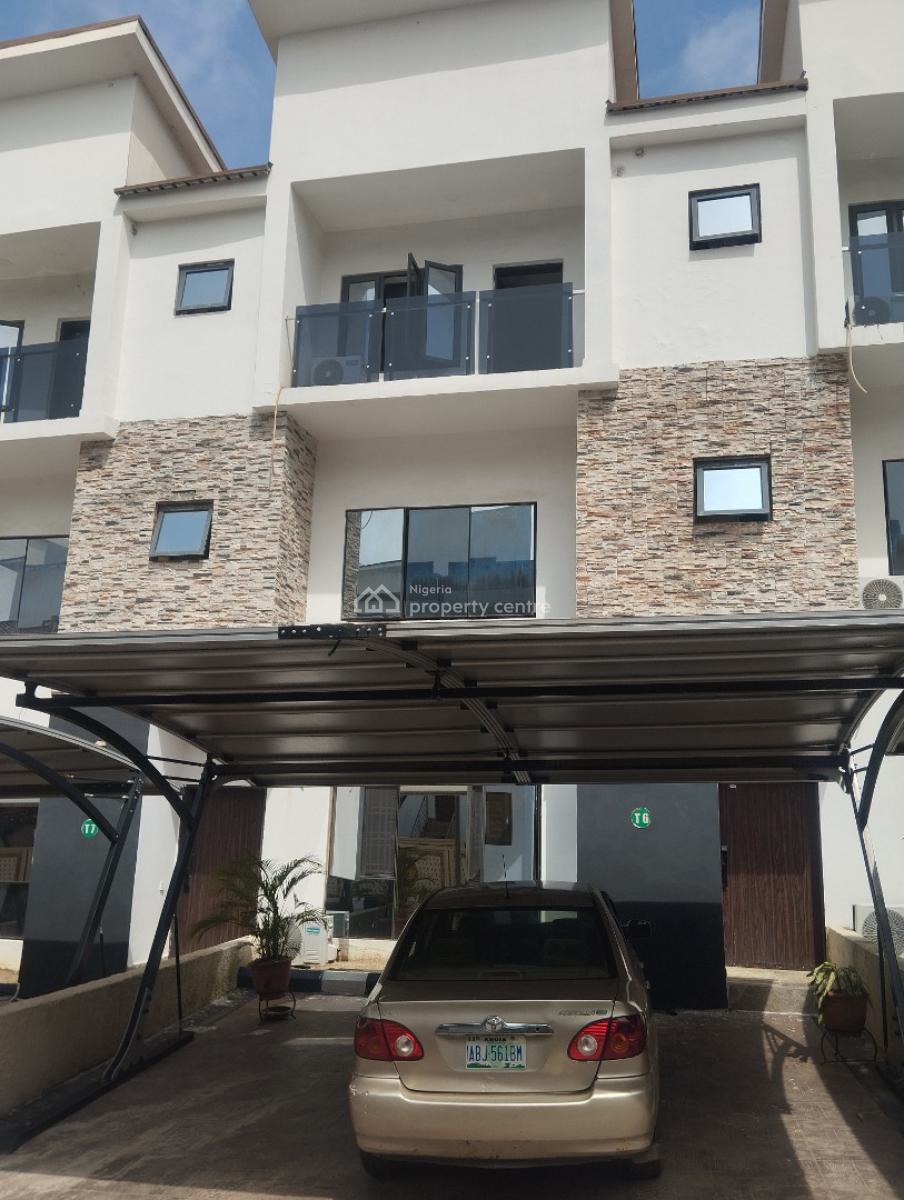 Partially Furnished 4 Bedroom Terrace Duplex, Guzape District, Abuja, Terraced Duplex for Sale