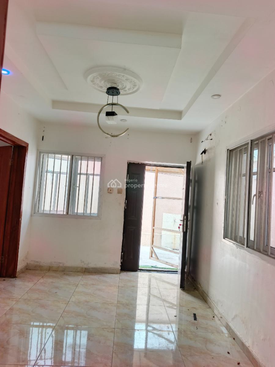 Smart Spacious Conducive Mini Flat (room and Parlor), in Estate at Abraham Adesanya Axis, Ajah Lagos., Ajah, Lagos, Mini Flat (room and Parlour) for Rent