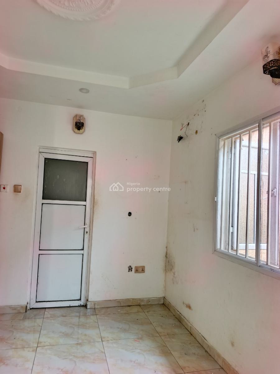 Smart Spacious Conducive Mini Flat (room and Parlor), in Estate at Abraham Adesanya Axis, Ajah Lagos., Ajah, Lagos, Mini Flat (room and Parlour) for Rent