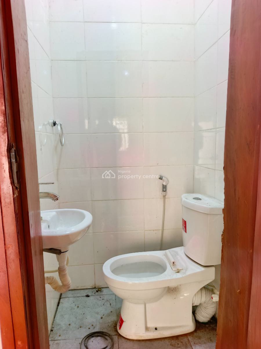 Smart Spacious Conducive Mini Flat (room and Parlor), in Estate at Abraham Adesanya Axis, Ajah Lagos., Ajah, Lagos, Mini Flat (room and Parlour) for Rent