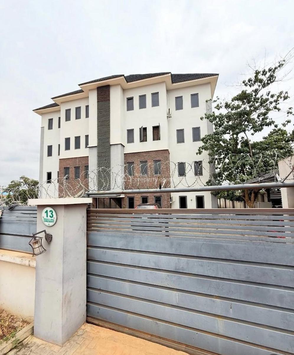 Sharp & Standard 3 Bedroom Apartment, Durumi Districts, Durumi, Abuja, Flat / Apartment for Rent
