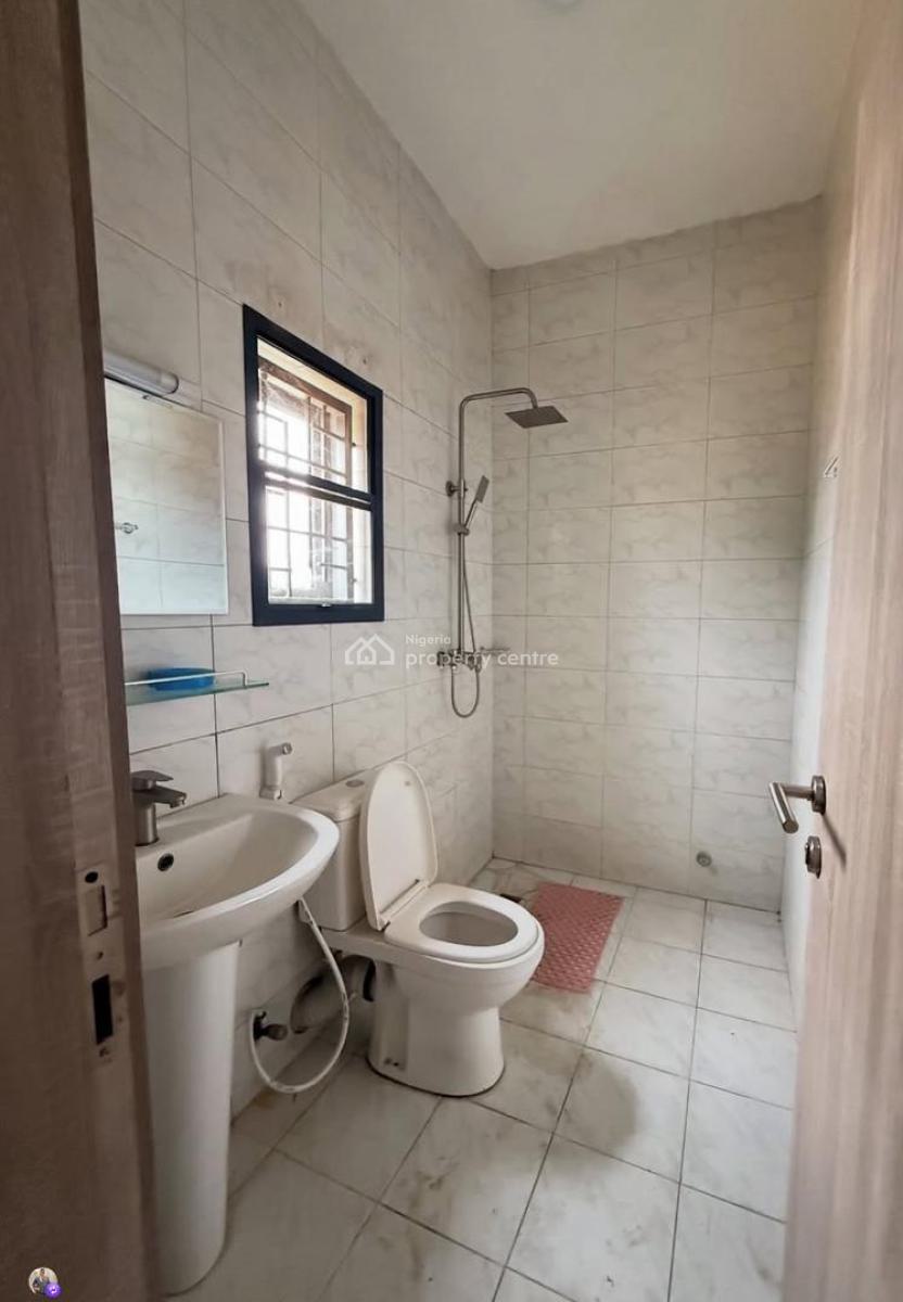 Sharp & Standard 3 Bedroom Apartment, Durumi Districts, Durumi, Abuja, Flat / Apartment for Rent