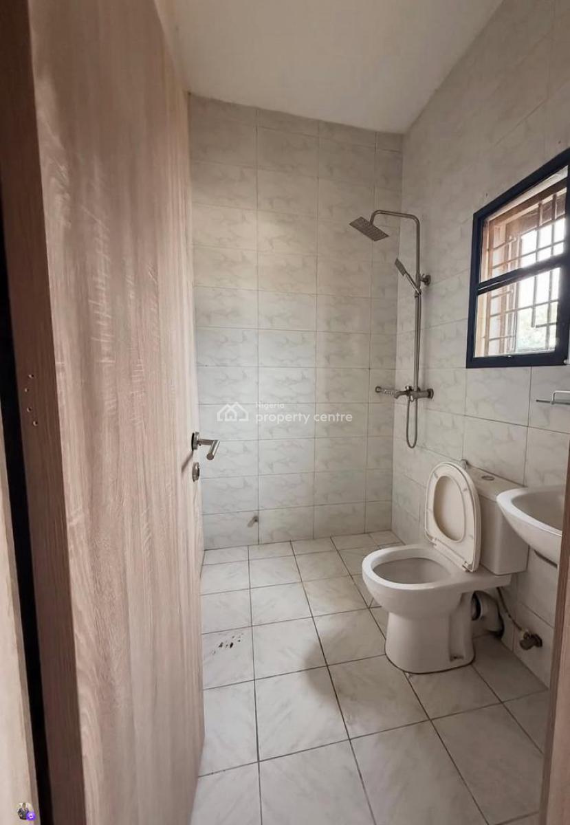 Sharp & Standard 3 Bedroom Apartment, Durumi Districts, Durumi, Abuja, Flat / Apartment for Rent