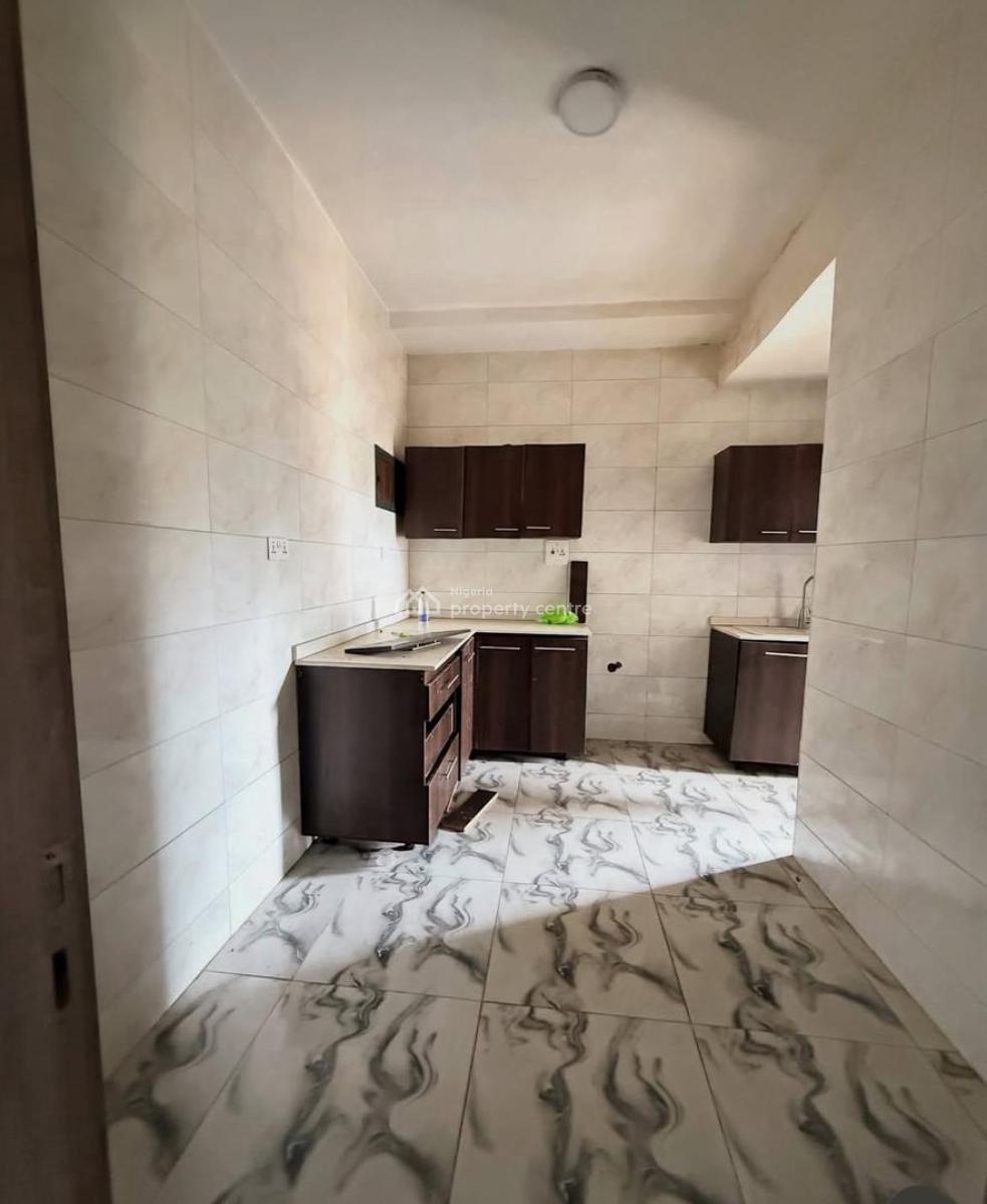 Sharp & Standard 3 Bedroom Apartment, Durumi Districts, Durumi, Abuja, Flat / Apartment for Rent