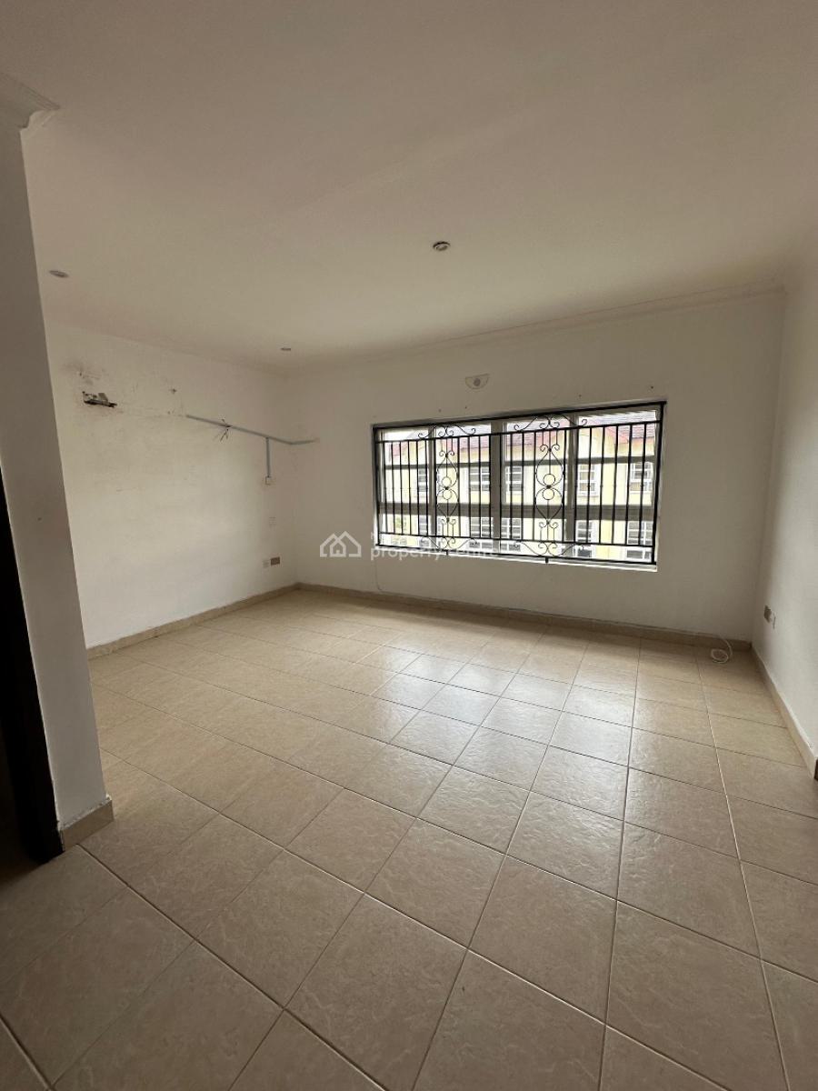5 Bedroom Terrace Duplex, Bourdillon Court Estate, Lekki Phase 2, Lekki, Lagos, Terraced Duplex for Sale
