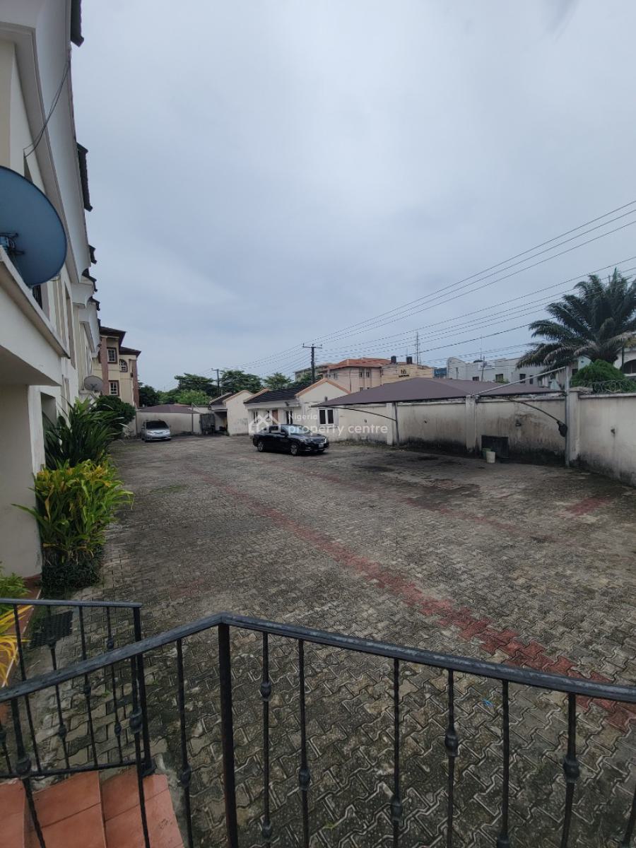 4 Bedrooms Terraced Duplex, Lekki Phase 1, Lekki, Lagos, Terraced Duplex for Rent