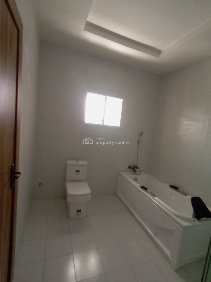 Very Well Maintained 3 Bedroom Terraced Duplex, Orchid Road, Lekki, Lagos, Terraced Duplex for Rent
