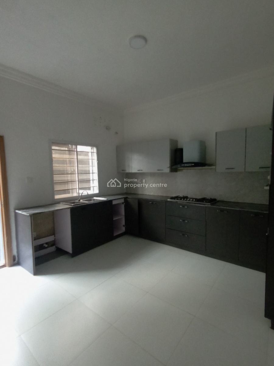 Very Well Maintained 3 Bedroom Terraced Duplex, Orchid Road, Lekki, Lagos, Terraced Duplex for Rent