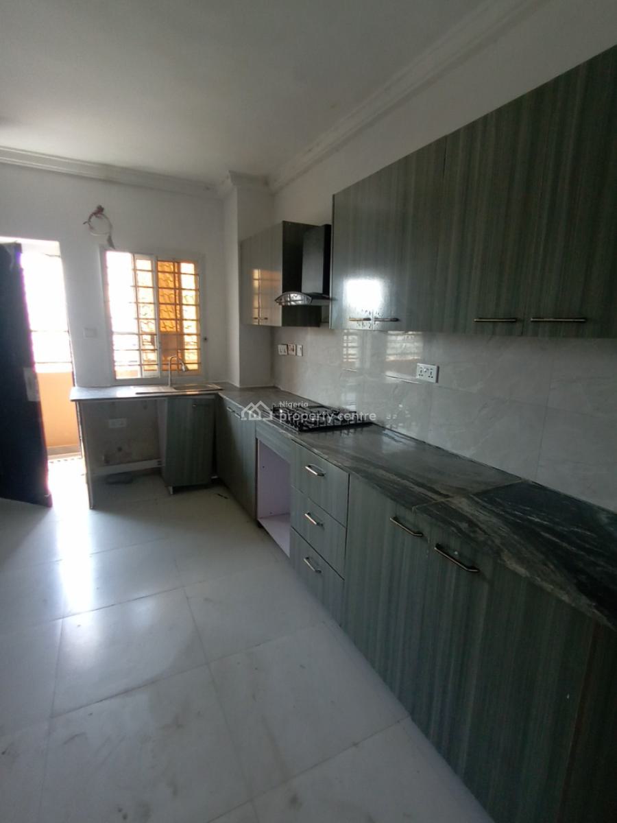 Well Maintained 3 Bedroom Flat with Bq, Orchid Road, Lekki, Lagos, Flat / Apartment for Sale